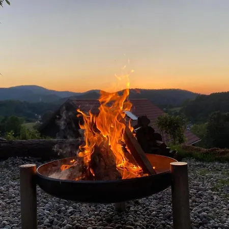 Weitblick Im Dahner Felsenland *