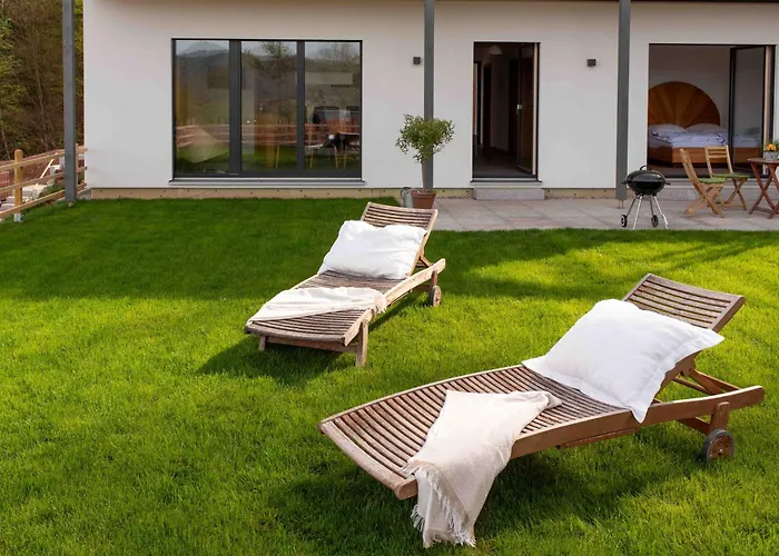 Weitblick Im Dahner Felsenland *